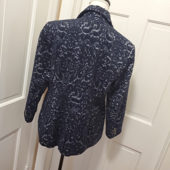 CAbi Jacquard Navy Wool Blend Blazer Size 6 - Picture 5 of 13